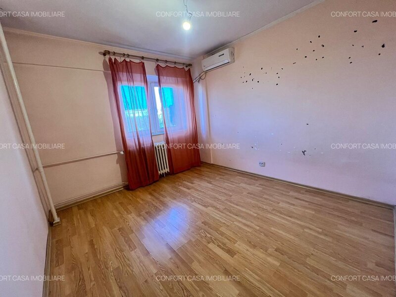 Decebal, Dristorului, rond Baba Novac, 4 camere bloc 1987,